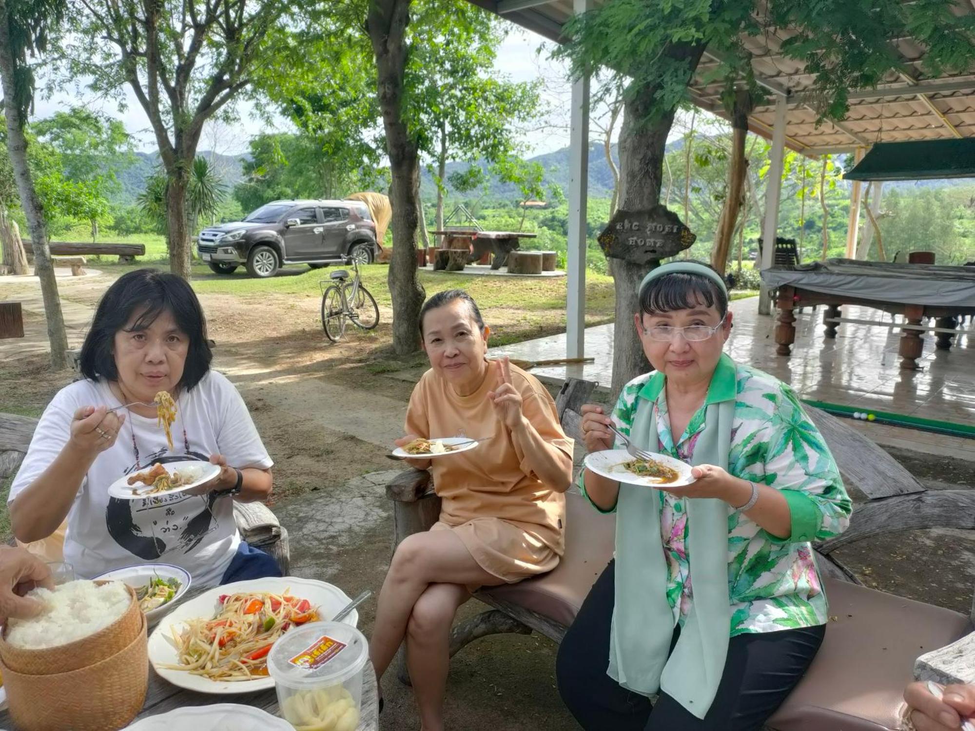 บ้านอิงเมยแคมป์ แก่งกระจาน Ban Phu Bon المظهر الخارجي الصورة